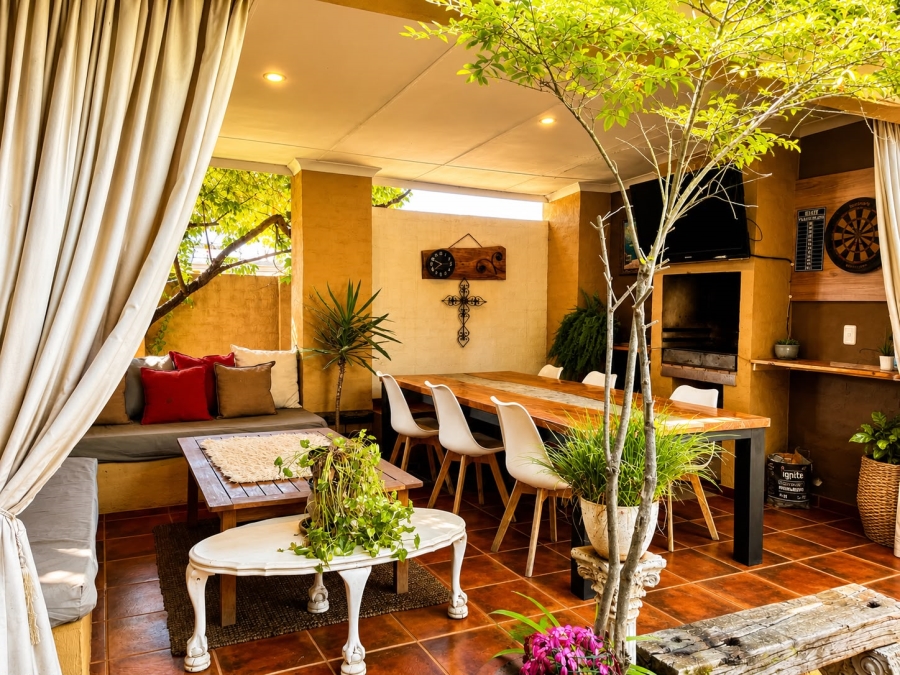 4 Bedroom Property for Sale in Doringkruin North West